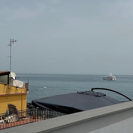 Naxos Marina Bay Bed & Breakfast Giardini Naxos Exterior photo